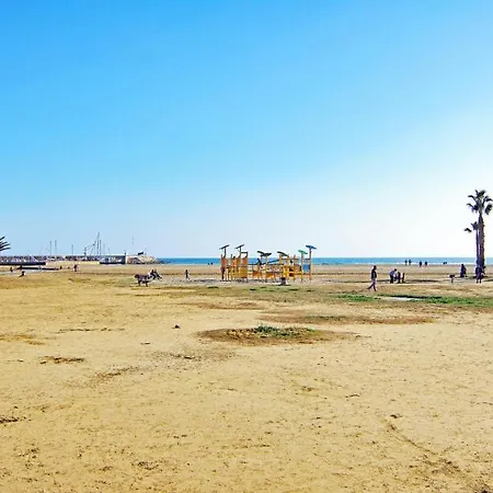 아파트 Duplex Con Terraza En La Playa 콤마루가