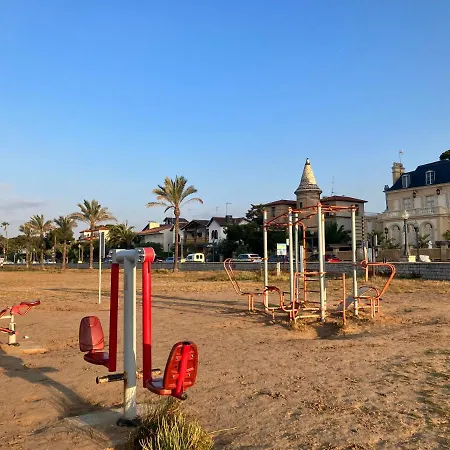 Duplex Con Terraza En La Playa *